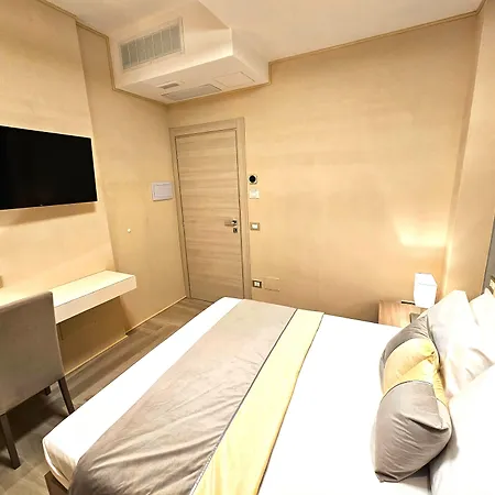 Astoria Supreme - Modern Boutique Suites-3